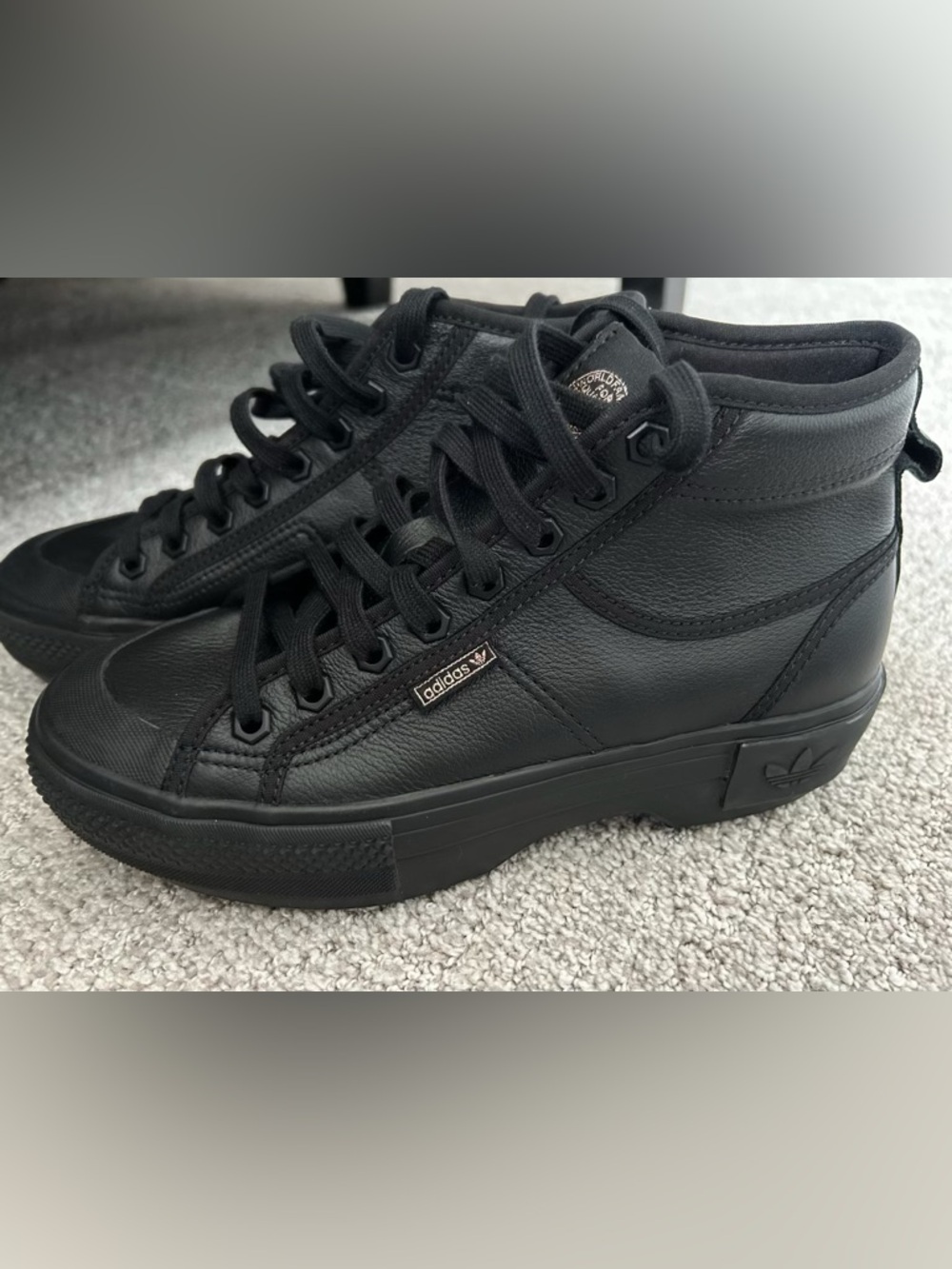 adidas Black Leather Low-Top Platform Sneakers Size 8